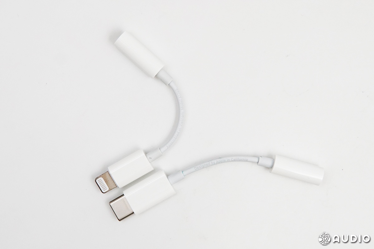 拆解对比：Apple苹果 Lightning与USB-C to 3.5mm转换器