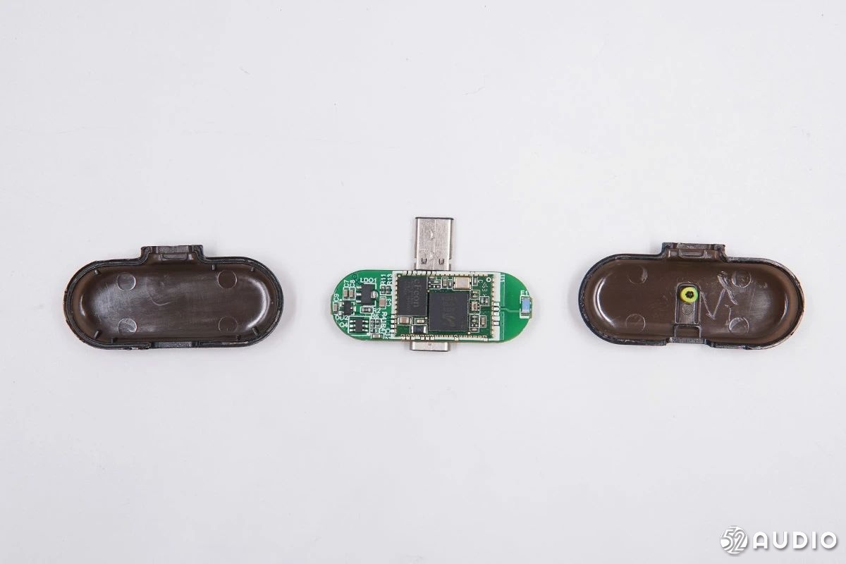拆解报告:蓝牙音频发射器GuliKit Route+ USB-C