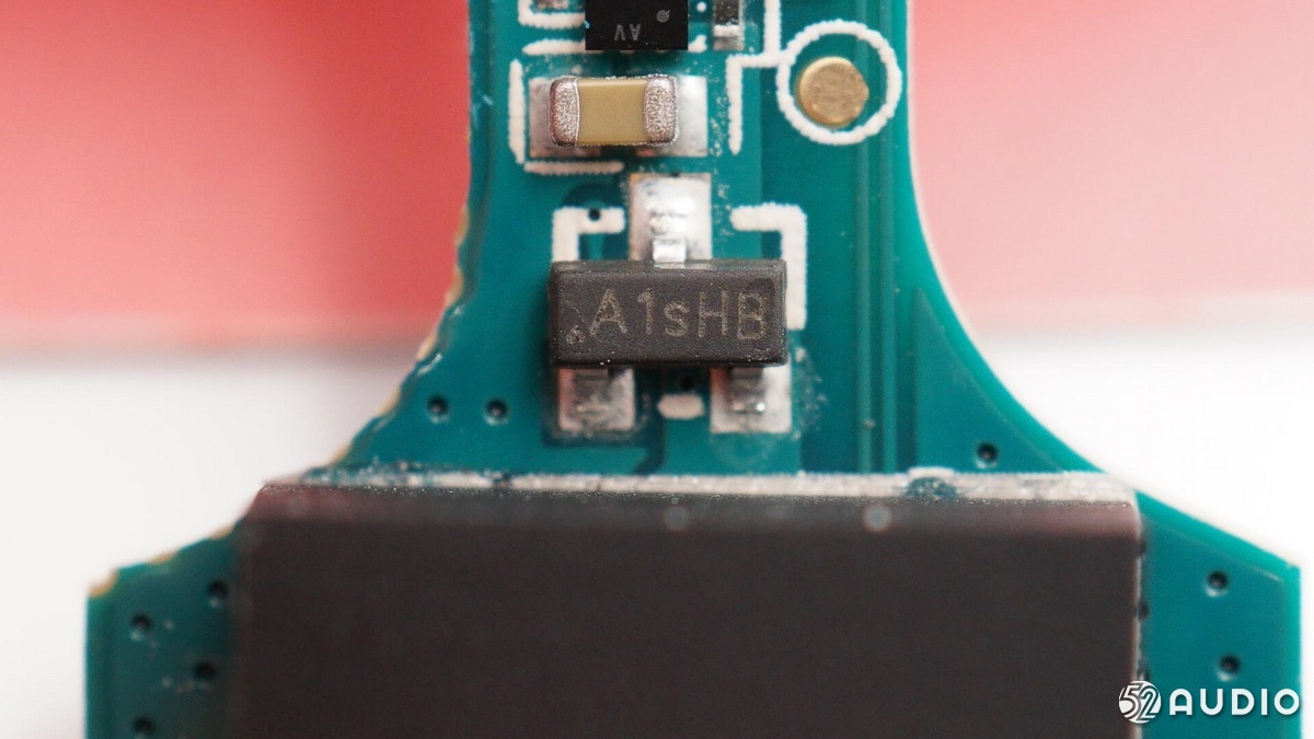 微源LPM2301 PMOS获OPPO Enco W51采用，2.6A大电流确保充电盒电路安全
